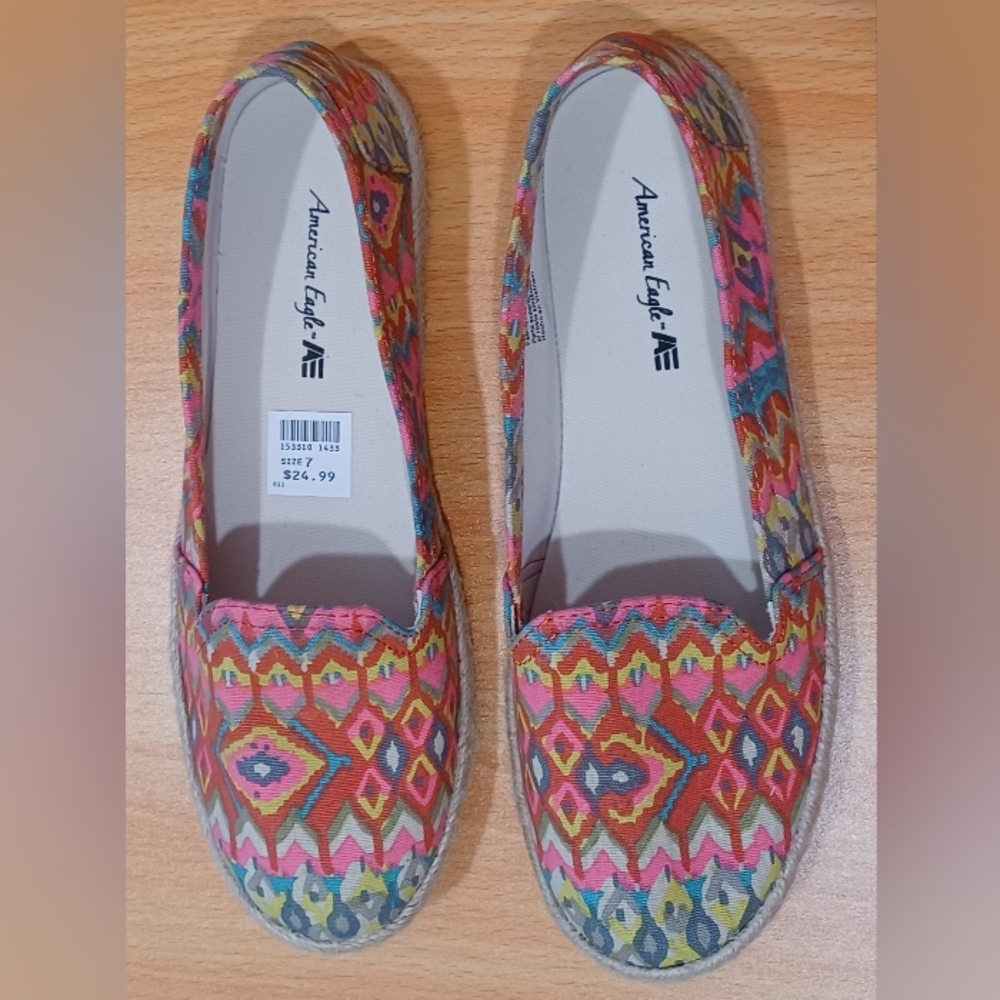 Slip On American Eagle NWT Sz 7 Multi- Colored Espadrilles Vibrant Colors